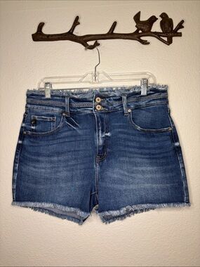 KanCan x Maurices stretch denim high rise frayed double button 3” shorts 31